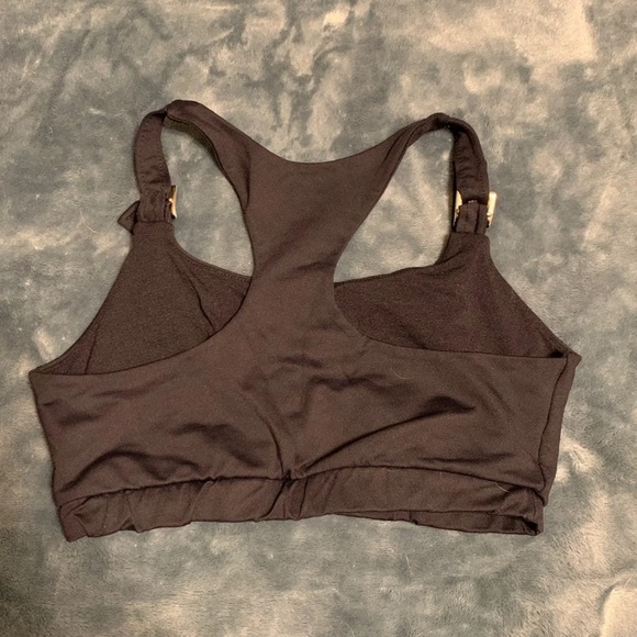 Workout clothes bundle - Picture 3 of 4